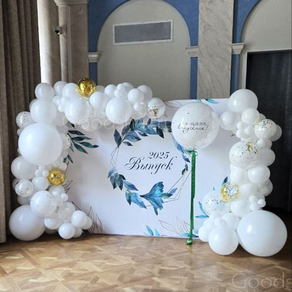 Фотозона с баннером "Светлый миг"