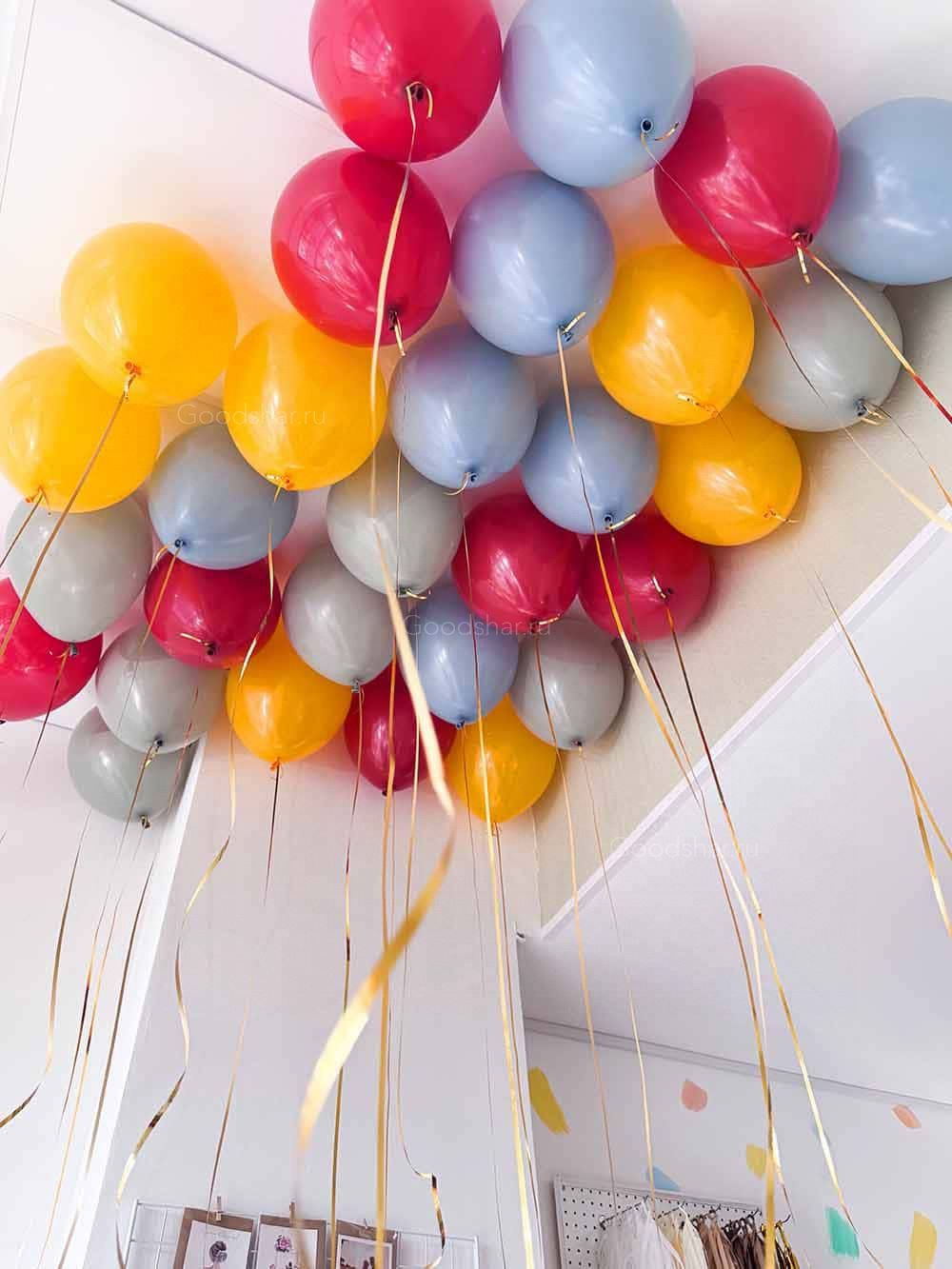 Набор воздушных шаров под потолок "Ретро яркий"