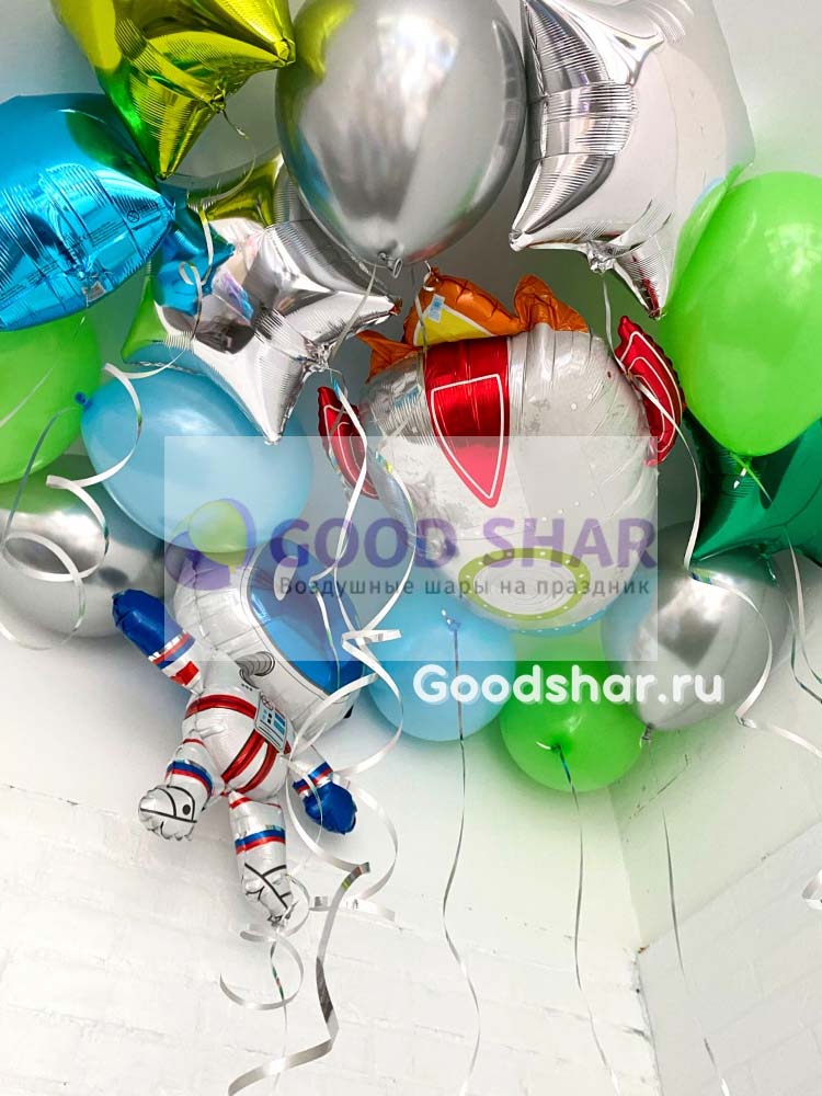 Фонтан из воздушных шаров "В космосе"