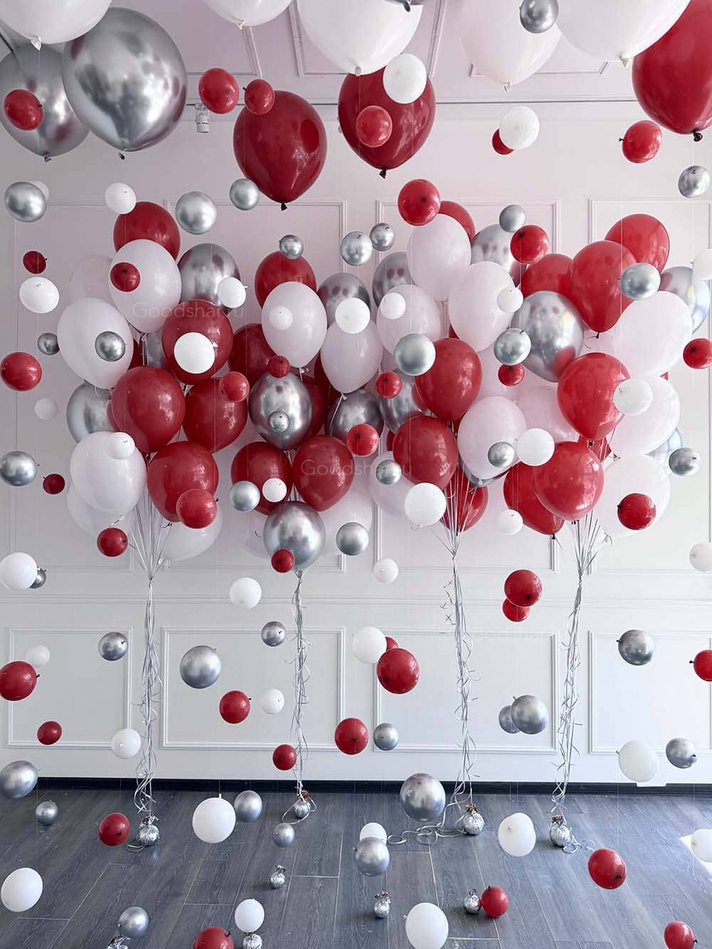 Шары на цепочке + фонтаны 